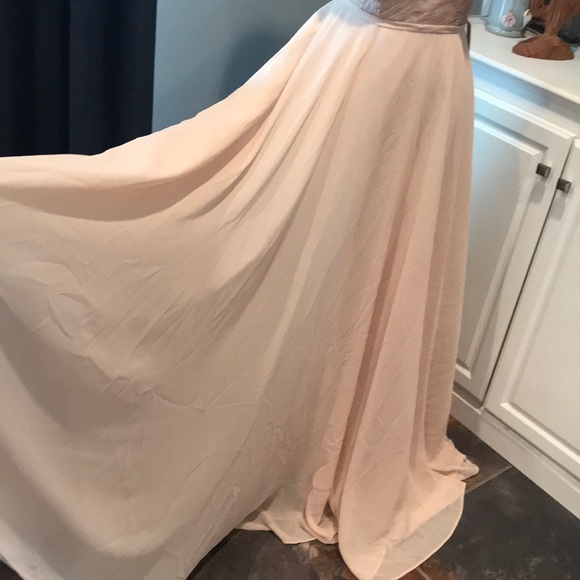 GORGEOUS Blush Formal Dress - Picture 5 of 6